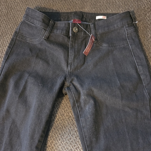 Arizona Jeans Womens Size 2 Black Mid Rise Straight 28×28 Dark Wash Denin NEW - Picture 5 of 10